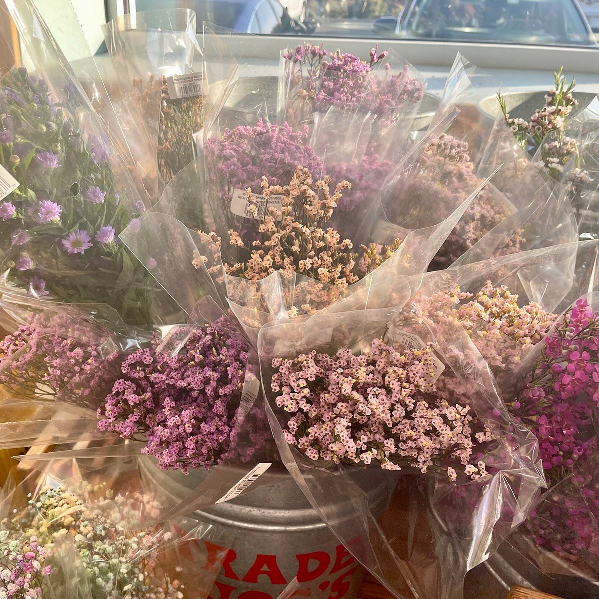 The Ultimate Guide to Making Inexpensive Bouquets with Trader Joe's